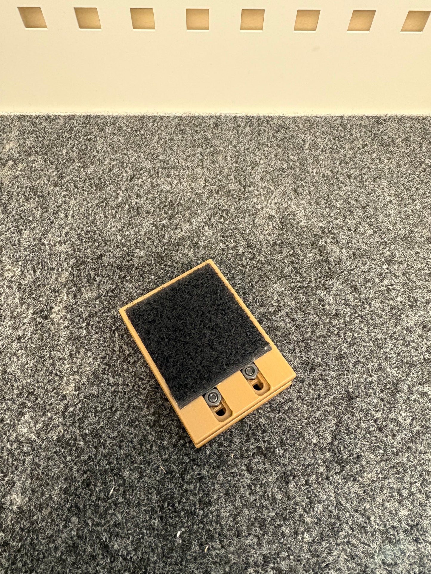 Modulinis Kestrel 5700 dėkliukas