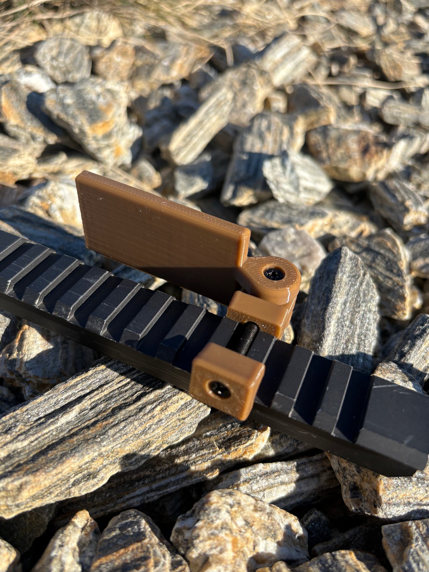 DOPE Card laikiklis Picatinny / Spurh monoblock / Optikai (30mm, 34mm) – Šaudymo korekcijų kortelė