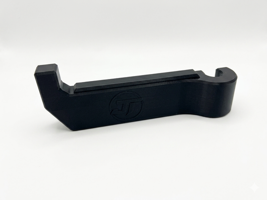 Ekipuotės laikiklis automobiliui „Headrest Mount“